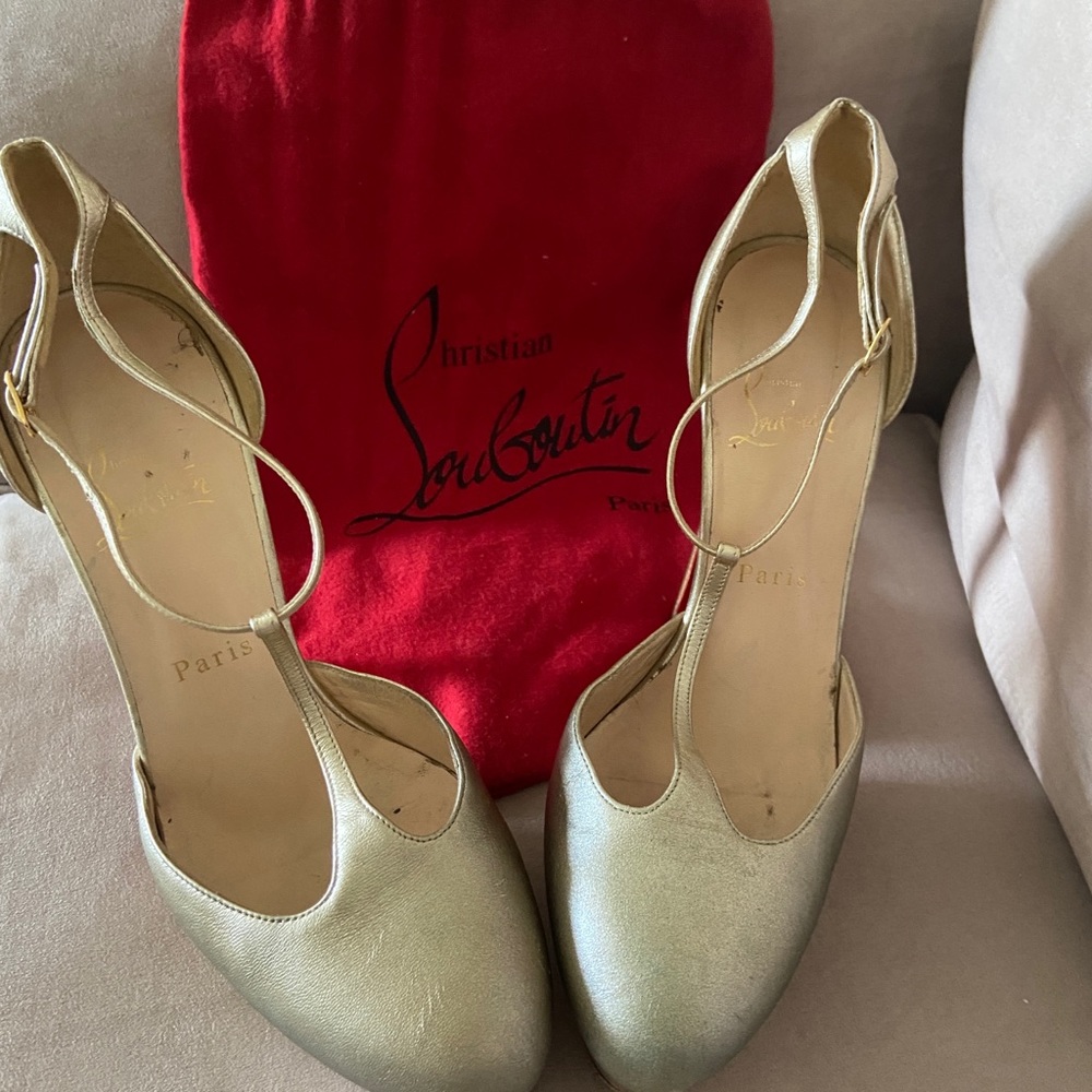 Fabulous Gold/Bronze Platform Christian Louboutin